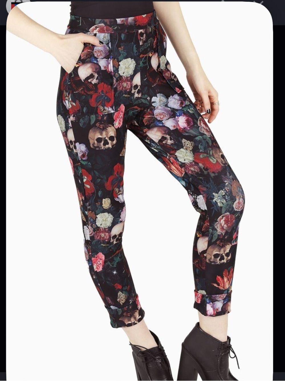 Blackmilk Garden of the Ancient Dead trousers M